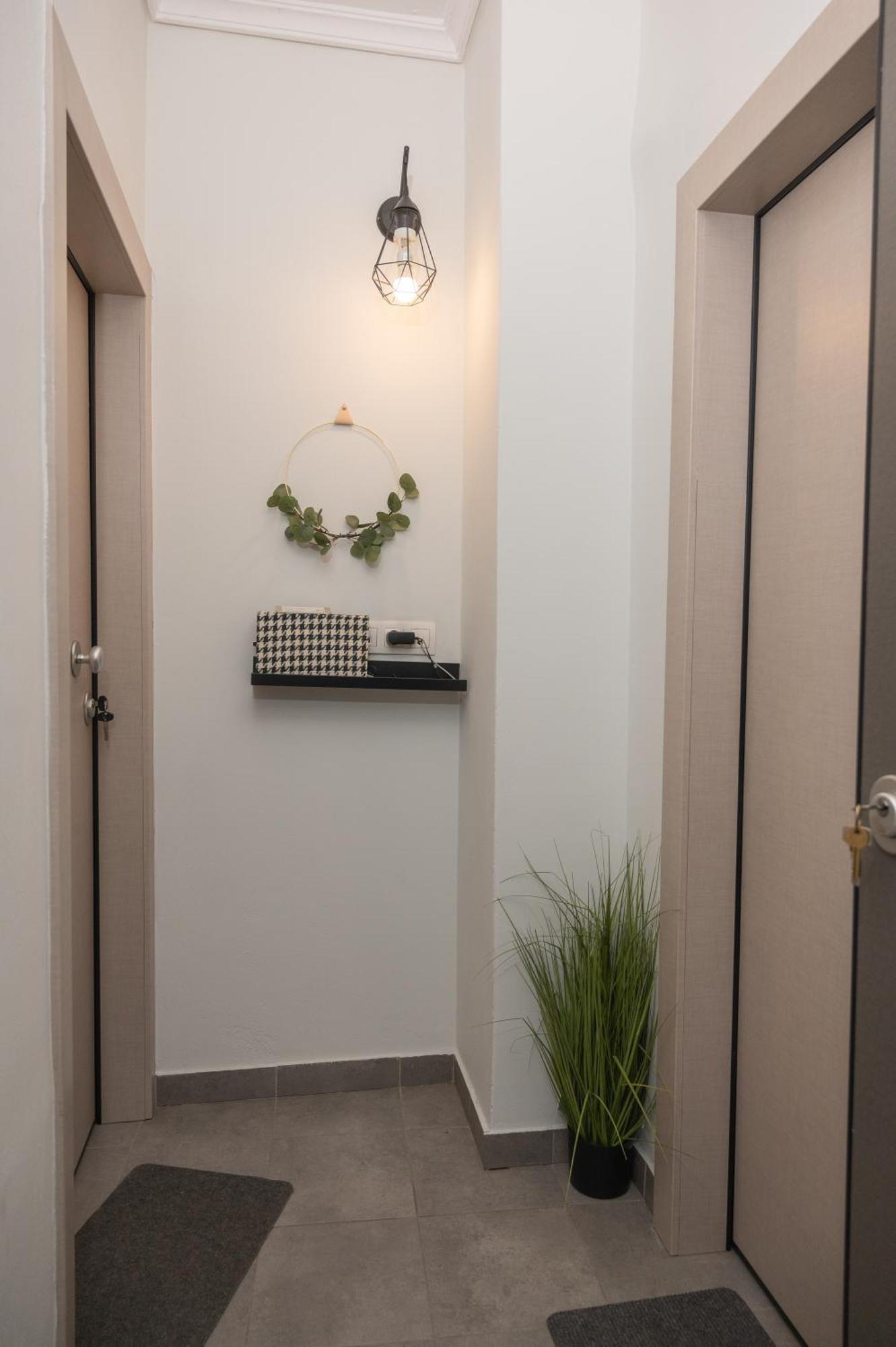 Niso Thessaloniki Hospitality Apartments Екстер'єр фото