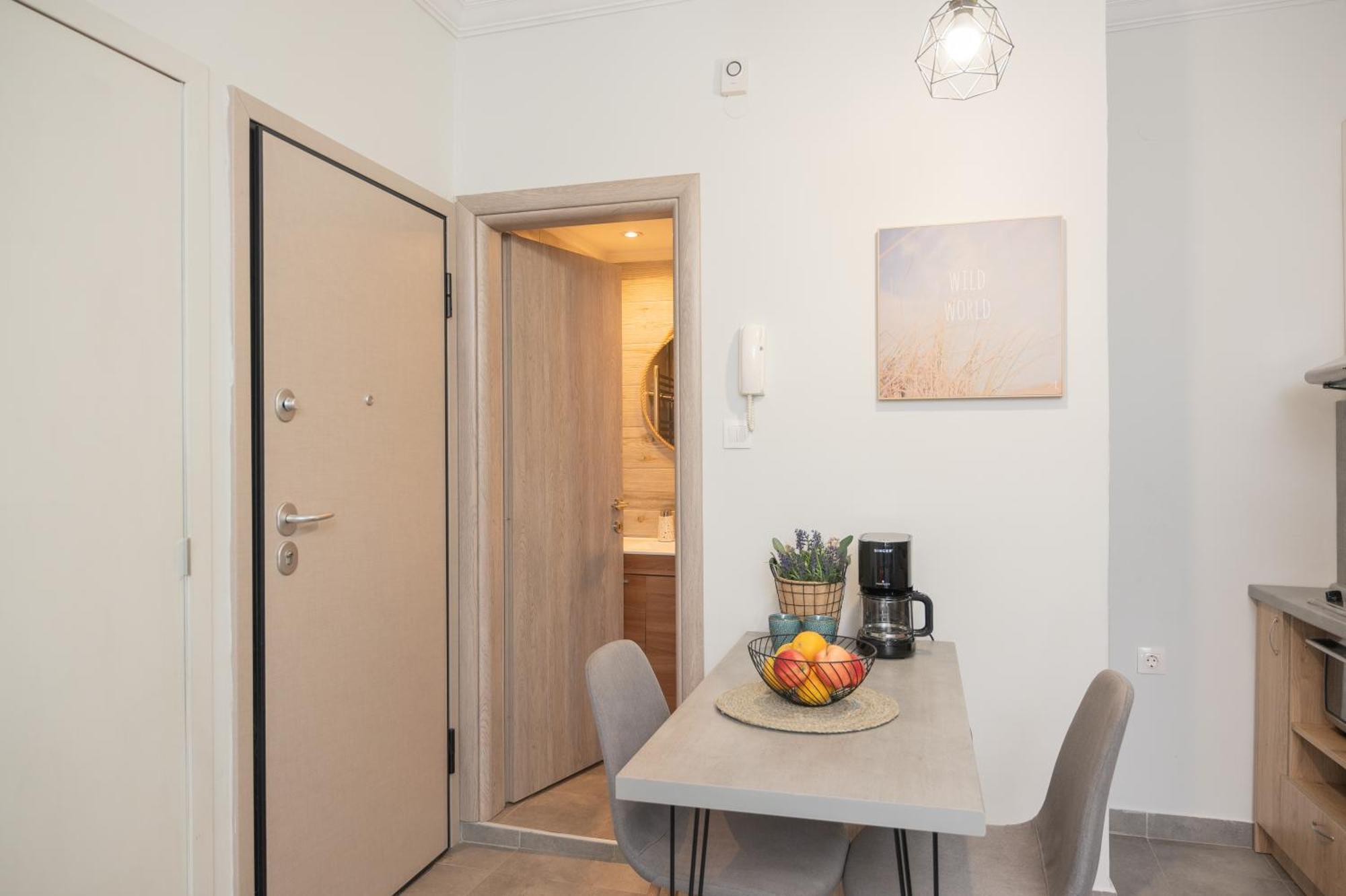 Niso Thessaloniki Hospitality Apartments Екстер'єр фото