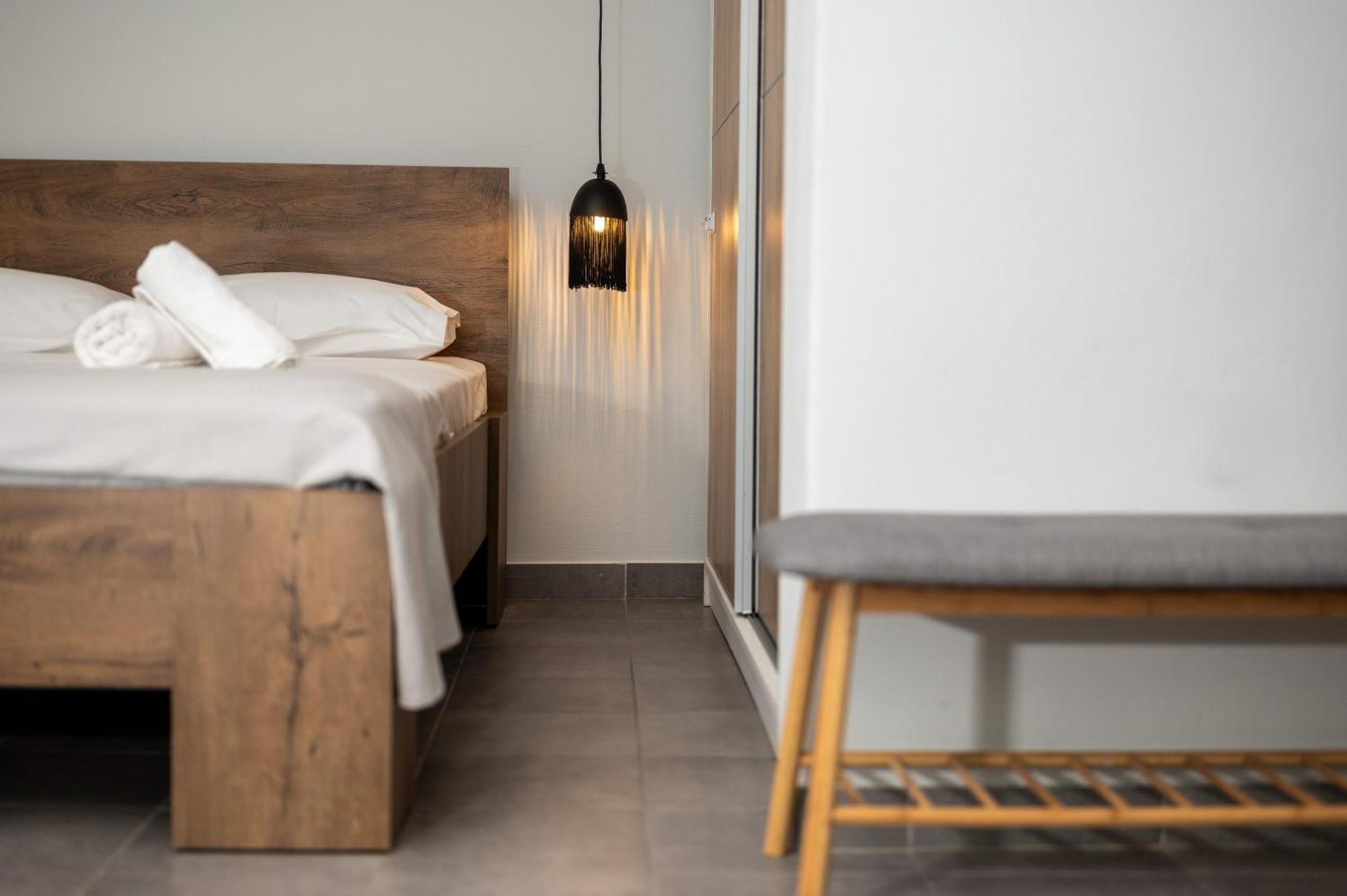 Niso Thessaloniki Hospitality Apartments Екстер'єр фото