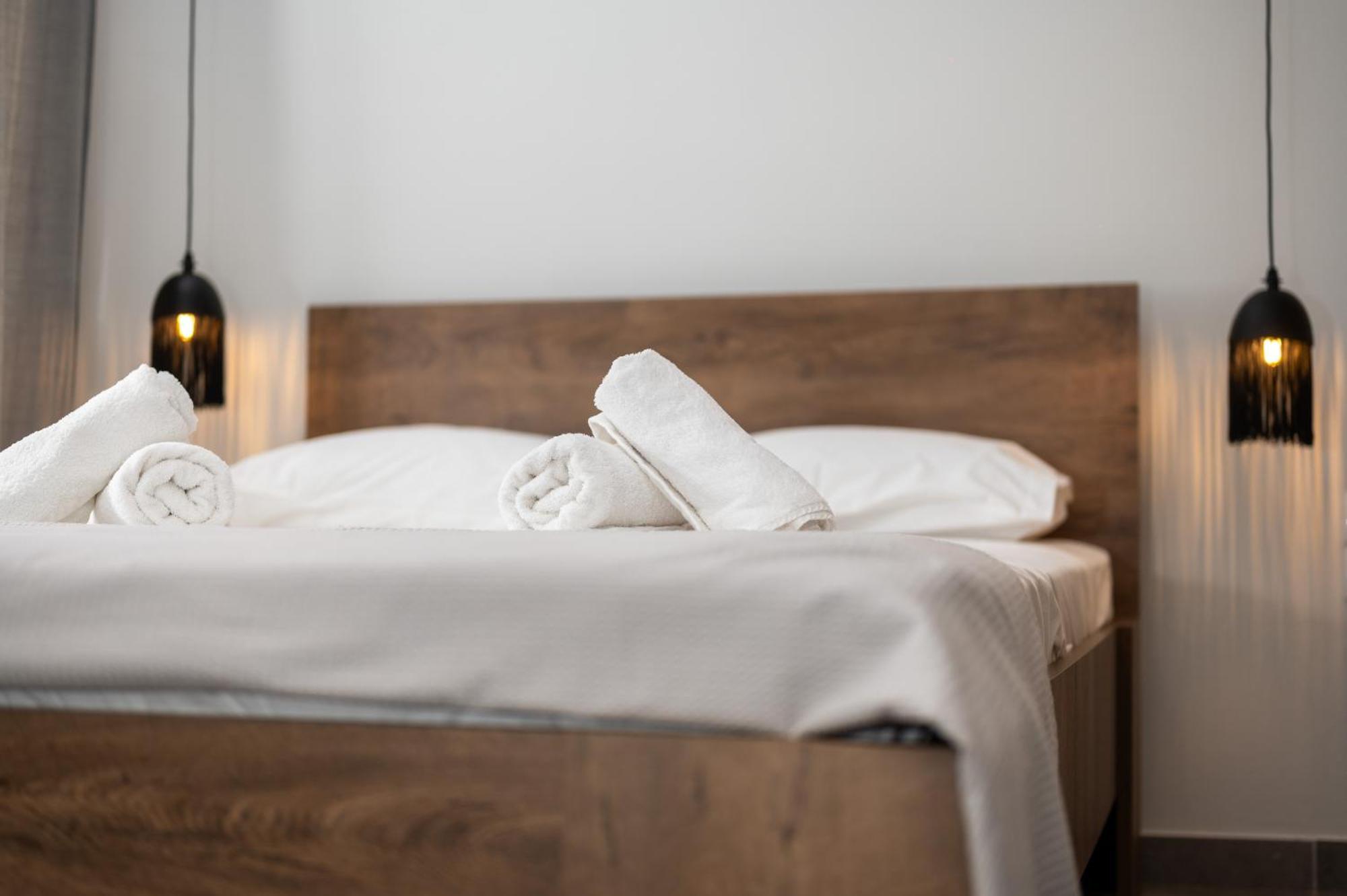 Niso Thessaloniki Hospitality Apartments Екстер'єр фото
